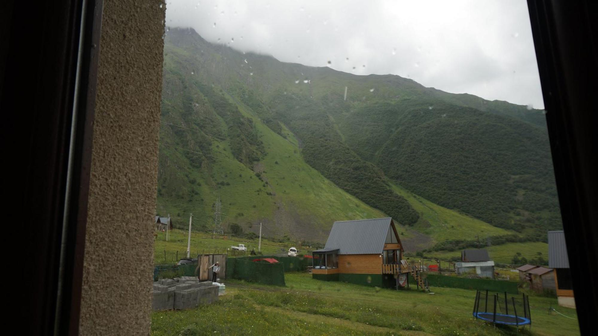 Готель Arte In Kazbegi Екстер'єр фото
