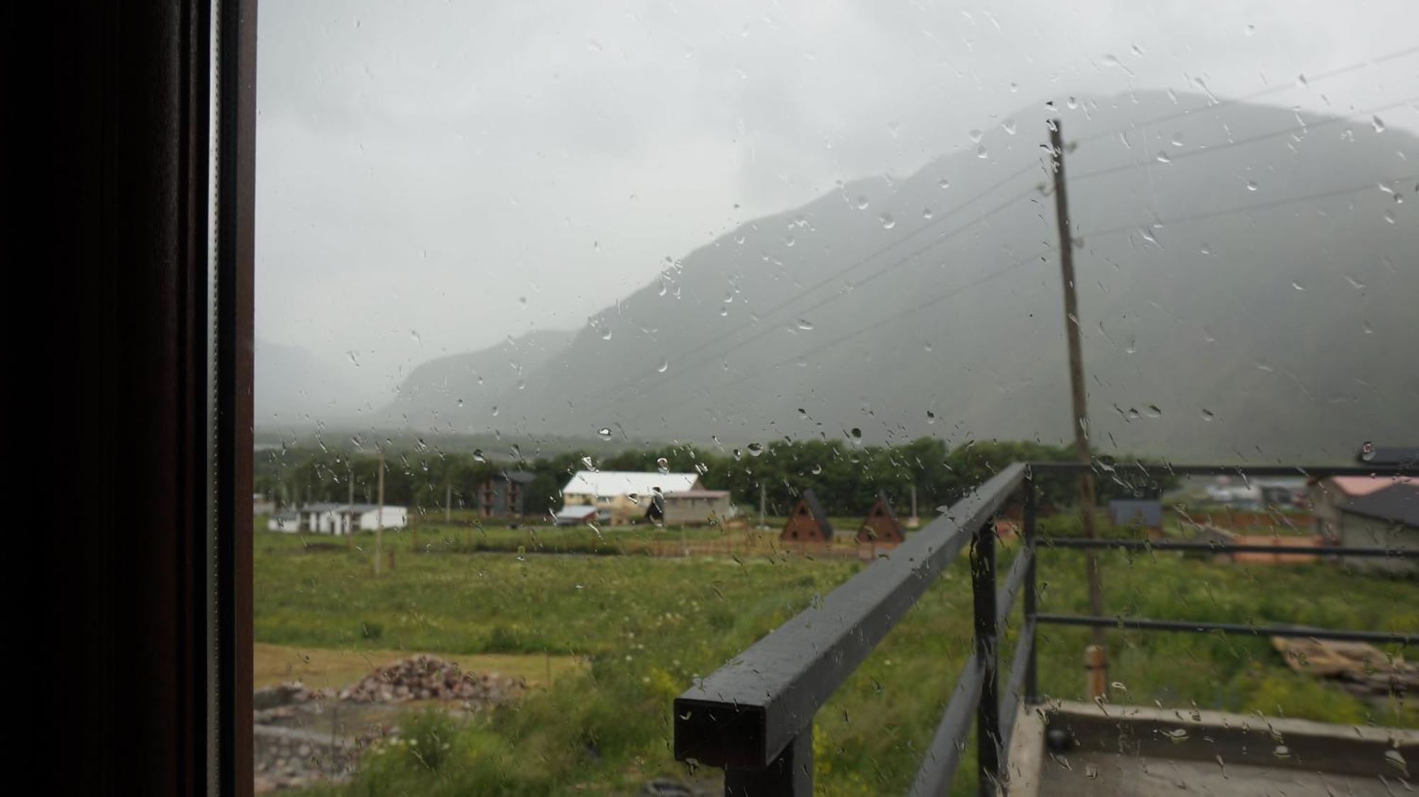 Готель Arte In Kazbegi Екстер'єр фото